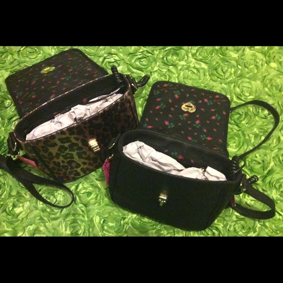 Betsey Johnson Crossbody w/ Working Phone🌸Sale🌸 - Picture 4 of 6